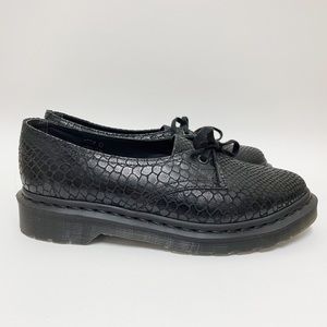Dr. Martens Siano Black Oxford Snake Embossed